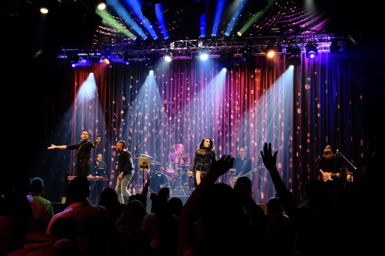 How the Agency Model Quietly Killed the Working Vegas Band